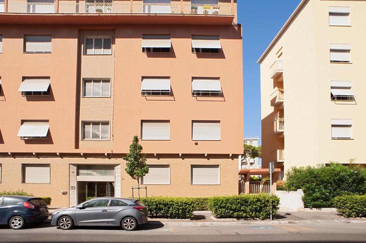 Suite Attico In Centro - Parcheggio Gratuito Livorno Exterior foto